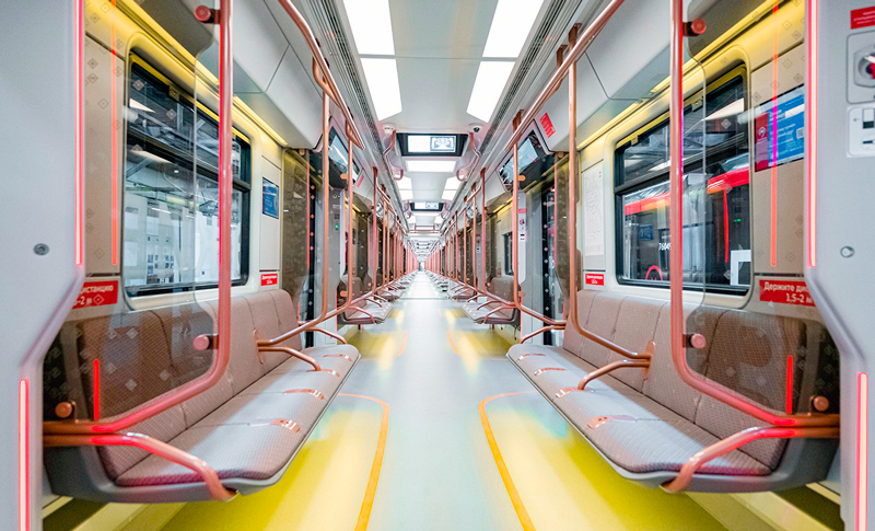 На Кольцевую линию метро вывели первый поезд нового поколения «Москва-2020»